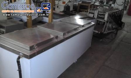 Produtora de picol�