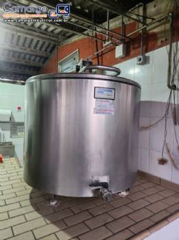Tanque em inox de expans�o resfriamento de leite Boumatic 1320 litros