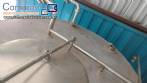 Tanque em inox isolado para 7.500 L com agita��o