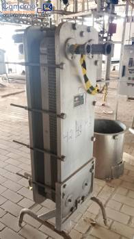 Trocador de calor a placas resfriador em a�o inox Brasflow