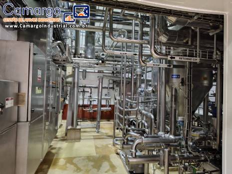 Tanques reatores em inox de processamento 1140 litros com v�vulas bombas